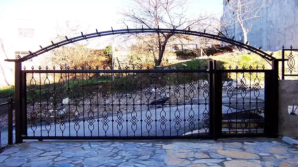 Demir-Dekoratif-Bahce-Kapisi-Ankara