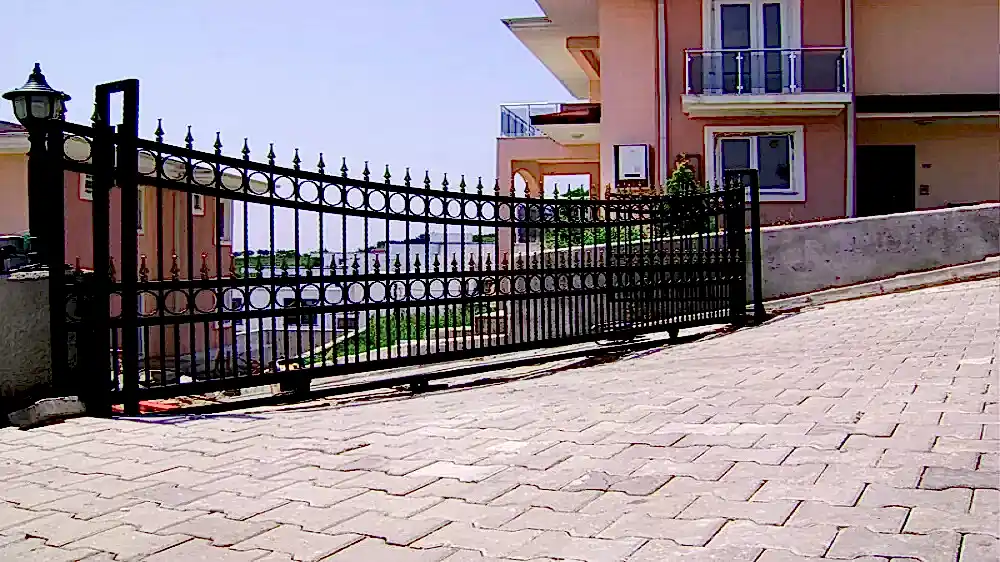 Yana-Kayar-Otomatik-Bahce-Kapisi